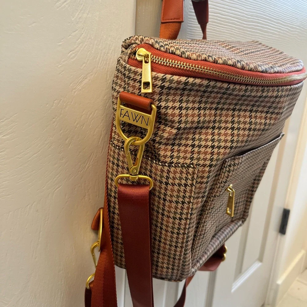 Fawn Design | The Mini | Houndstooth Diaper Bag Backpack with Gold Accents - Picture 2 of 5